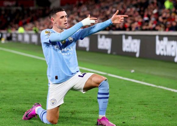  德布劳内伤愈复出，助攻帽子戏助曼城大胜  