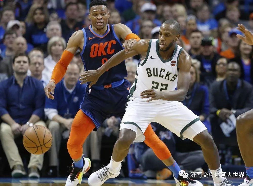  米德尔顿关键抢断制胜，雄鹿客场险胜篮网