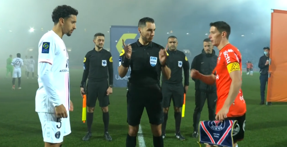  法甲保级关键战役，洛里昂补时绝平保留保级希望