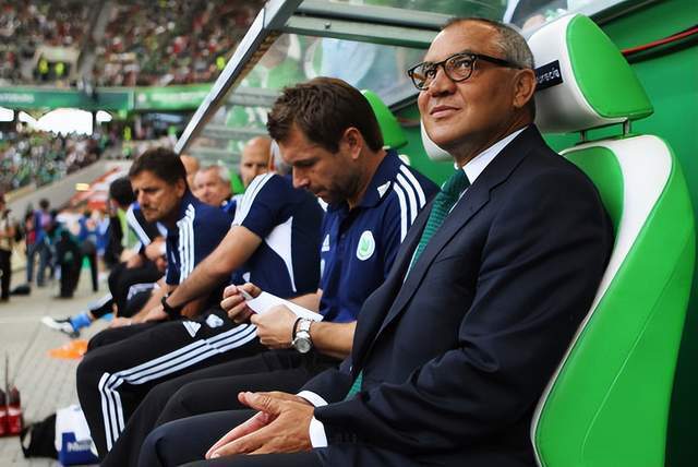  拜仁主帅运筹帷幄轮换阵容仍保联赛不败