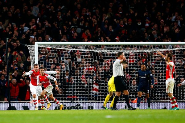  阿森纳争冠冲刺阶段，热苏斯替补建功助球队力克布莱顿